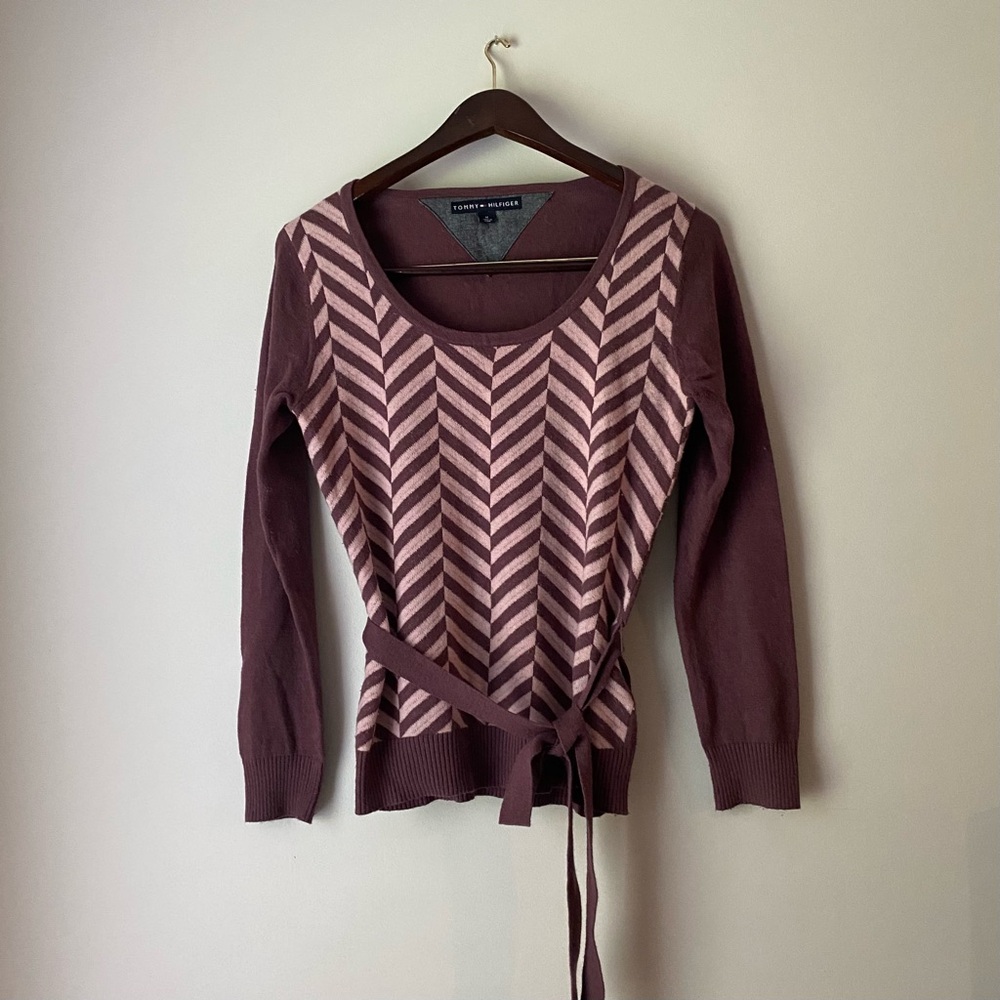 Tommy Hilfiger Women’s Size M Burgundy Chevron Herringbone Lamb Wool Sweater Y2K